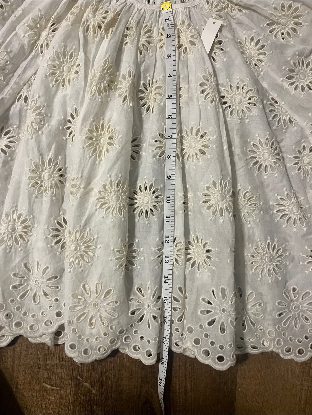 Madewell Eyelet Embroidered Floral Eyelet Shirred Puff-Sleeve Top in Cream - Picture 10 of 11